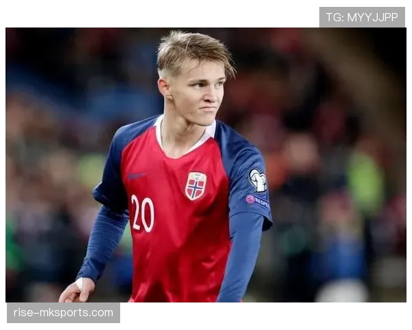 未来之星:新兴足球新秀持续关注,前景备受期待 未来之星:新兴足球新秀持续关注,前景备受期待