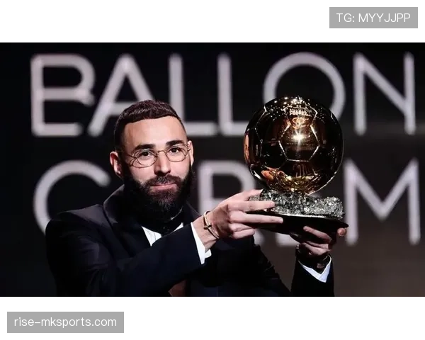 本泽马与苏亚雷斯：技术型中锋的两种极致路径解析